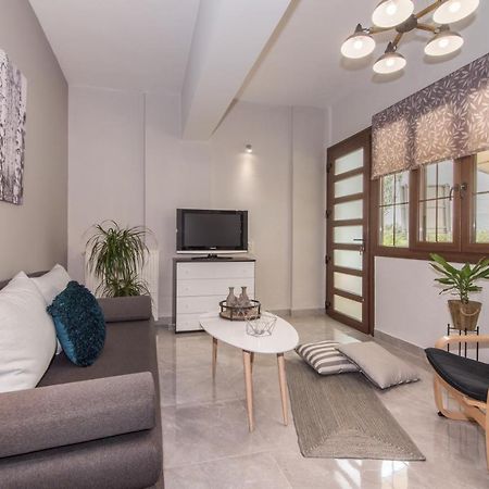 Valentine'S Modern Apartment Закінф Екстер'єр фото