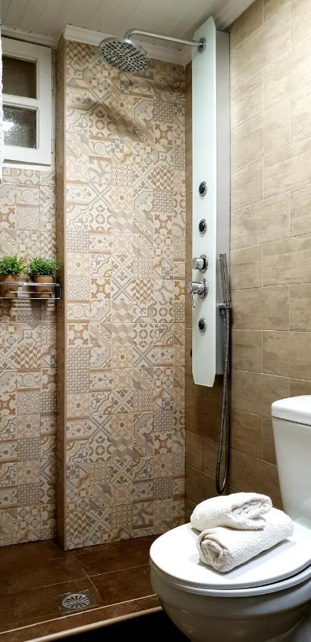 Valentine'S Modern Apartment Закінф Екстер'єр фото